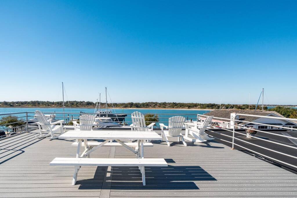 Why Knot Getaway...Rooftop With Waterview! Unit D Beaufort Exteriér fotografie