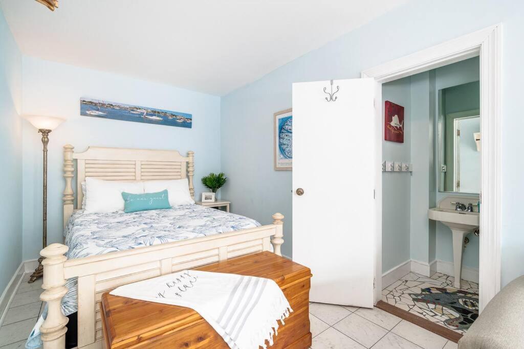 Why Knot Getaway...Rooftop With Waterview! Unit D Beaufort Exteriér fotografie
